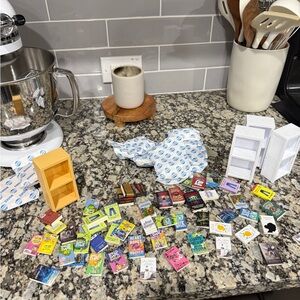 Mini Brand Books, Cats, and Shelves Set